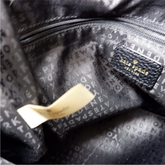 KATE SPADE PEBBLED BLACK LEATHER BAG WITH TASSEL♠️ - Picture 8 of 12
